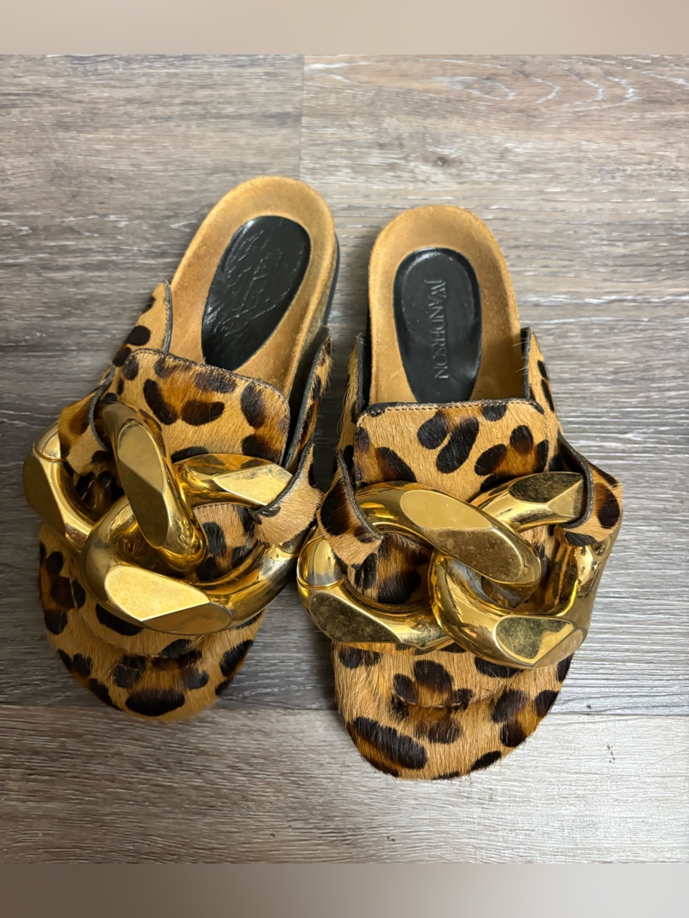 JW ANDERSON Leopard-Print Mules with Oversized Gold Chain